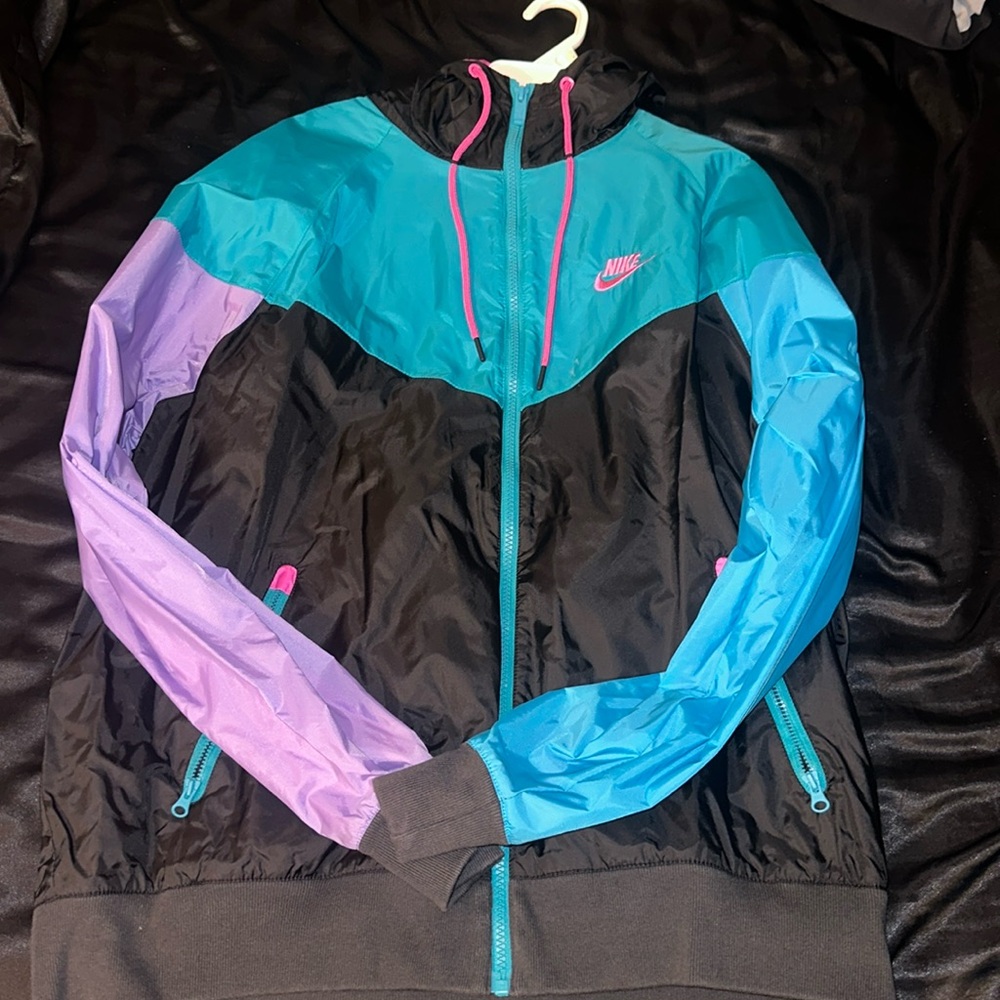 Men’s Nike Windbreaker